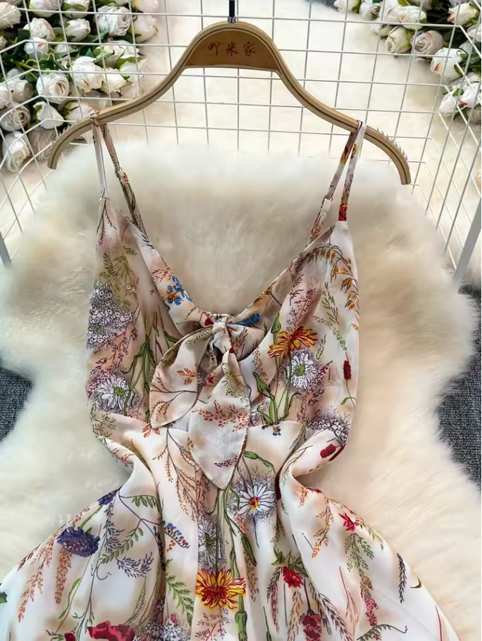 Wildflower Muse – V-Neck Boho Flow Maxi Dress