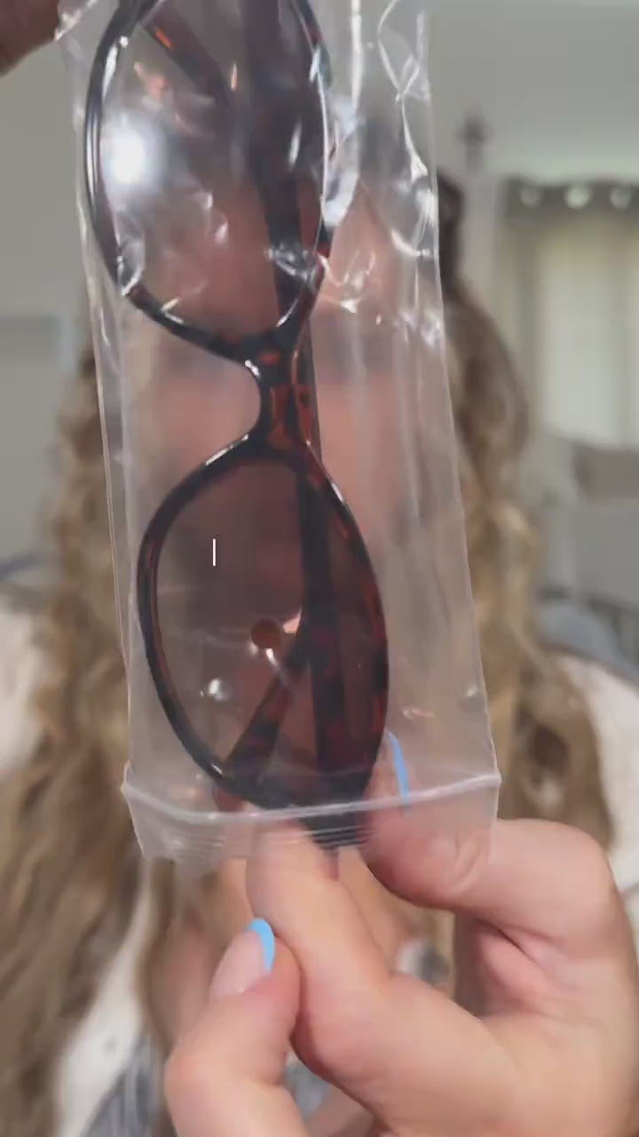 Sunset Muse – Retro Oval Sunglasses